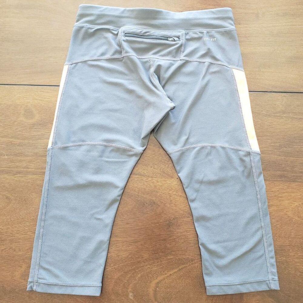 Nike Dri-FIT Size M Stay Warm Capri Workout Grey Orange Leggings Running Gym - Picture 4 of 9